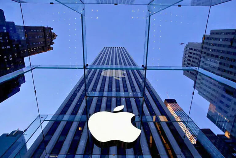 Apple Store glass entrance in New York City.